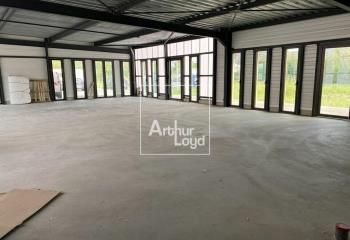 Location bureaux Le Coudray-Montceaux - Proche A6, A104, RER D