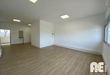 Bureau à louer Castelnau-d'Estrétefonds, proche Eurocentre et autoroute