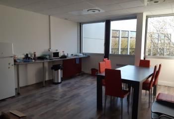 Location bureaux Labège - Proche Toulouse, ascenseur et climatisation