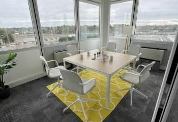 Location bureaux Pessac - Proche rocade, bus, tram et aéroport