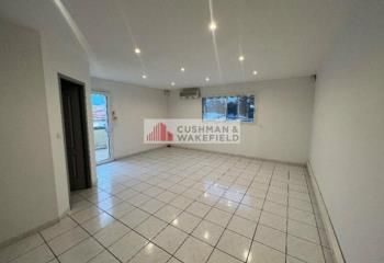 Location bureaux Nîmes - Proche autoroute et centre-ville