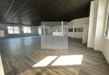 Location bureaux Dardilly - Proche bus, gare SNCF et parking