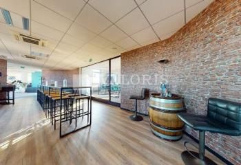 Location bureaux Écully - Proche M6 et lignes de bus