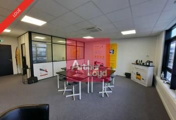 Location bureau Cournon-d'Auvergne - Proche autoroutes et transports en commun