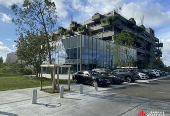 Local commercial neuf à louer ou vendre Mérignac Aéroport