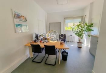 Location bureaux Clermont-Ferrand centre - Proche transports en commun