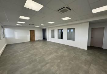 Location bureaux La Ville aux Dames - Proche gare TGV