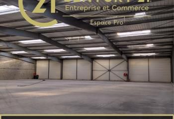 Location entrepôt Carpiquet - Proche Caen - 2 portes sectionnelles