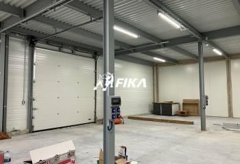 Local d'activités à louer Salleboeuf - Accès D936 et bus ligne 407