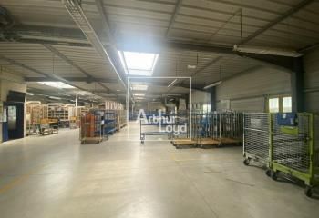 Bâtiment indépendant à vendre Moret-sur-Loing - D606