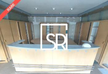 Location bureaux Clermont-Ferrand - Quartier Le Brézet - Proche A75, A71, bus, aéroport et gare