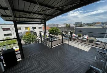Location bureaux Villeurbanne - Proche Bd périphérique Laurent Bonnevay