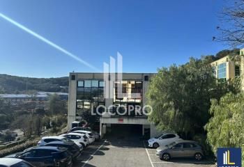 Location bureaux Sophia Antipolis - Proche A8 et commerces