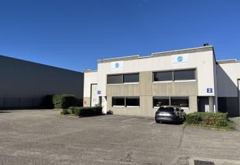 Local d'activité à louer Décines-Charpieu - Parc des Olivériannes
