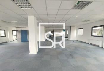 Location bureaux Cournon-d'Auvergne - Proche A71, A89, A75 et gare SNCF