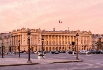 Location bureaux Paris 8 - Proche Métro et Gare Saint-Lazare
