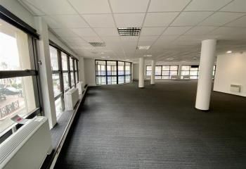 Location bureaux Asnières-sur-Seine, proche gare et parkings en sous-sol