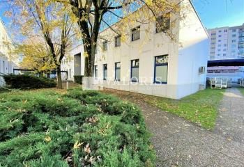 Location bureaux Villeurbanne - Proche Tramway T3 et Gare de Lyon Part-Dieu