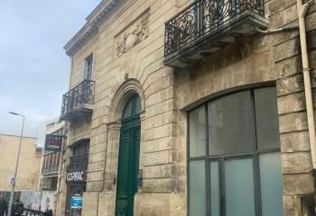 Location bureaux Bordeaux - Proche Place de la Victoire, Tram B et commerces