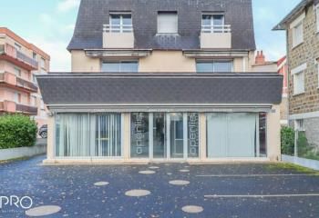 Vente bureaux Brive-la-Gaillarde - Parcelle clôturée et sécurisée