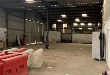 Entrepôt à vendre Preignac - Proche A62, terrain clos