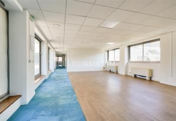 Location bureaux Boulogne-Billancourt, proche ligne 10, avec terrasse et parking