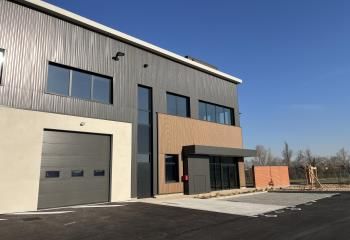 Locaux d'activité à louer Saint-Priest - Parc d'activité clos