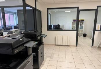 Location bureaux La Riche - Proche périphérique, stationnement aisé