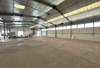 Local d'activité à louer Saint-Pierre-des-Corps - Proche axes routiers
