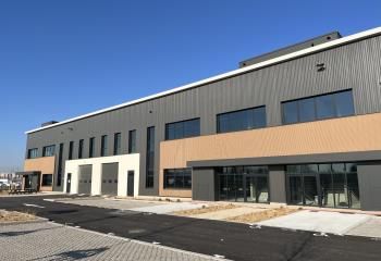 Location local d'activité Saint-Priest - Accès rapide aux axes routiers