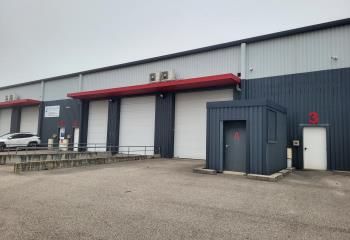 Locaux d'activité à louer Saint-Quentin-Fallavier - Parc sécurisé