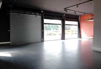 Local commercial à louer Sérézin-du-Rhône - Proche A7