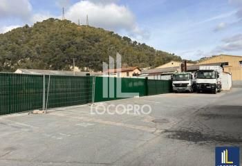 Local d'activité à louer La Trinité - Accès autoroute rapide