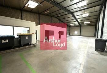 Local d'activité à louer Cournon-d'Auvergne - Proche axes autoroutiers