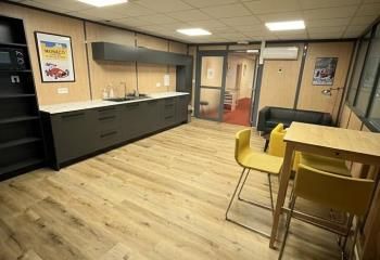 Location bureaux Clermont-Ferrand - Proche BHNS et Intermarché Brezet