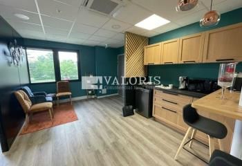 Location bureaux Francheville - Proche gare TER, bus et autoroutes