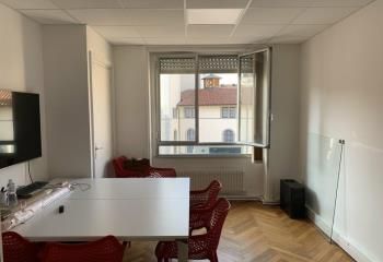 Location bureaux Lyon 2 - Proche métro A, D, tram T1 et bus