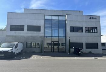 Location bureaux Rillieux-la-Pape - Proche Caluire, stationnements et jardins