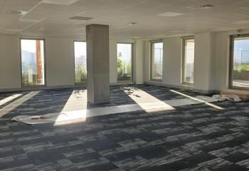 Location bureaux Échirolles - Proche Rocade Sud et transports