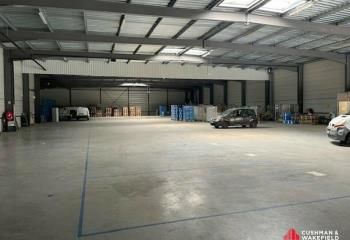 Location entrepôt Le Haillan - Proximité rocade et bus