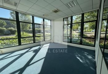 Location bureaux Saint-Priest - Proche A43, Tramway T2 et Rocade Est