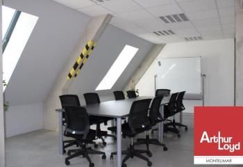 Location bureaux Pierrelatte - Proche axe passant, 26 places de parking