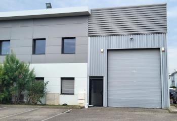 Local de stockage à louer Saint-Priest - Accès A43 & A46