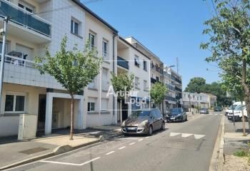 Local commercial à louer Pontault-Combault - Proche transports