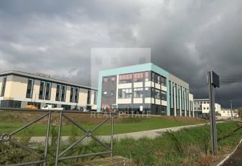 Location bureaux Genay - Proche A46 et aéroport Saint-Exupéry