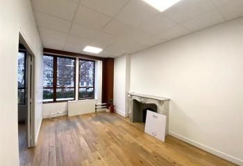 Bureau à louer Paris 17 - Proche métro Porte de Champerret
