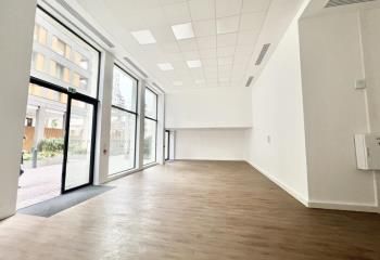 Local commercial à louer Asnières-sur-Seine - RER C Les Grésillions