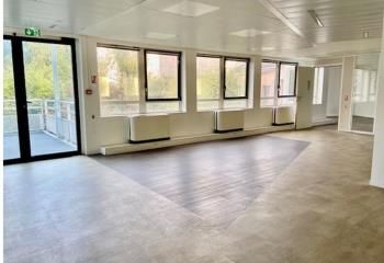 Location bureaux Issy-les-Moulineaux, proche métro Mairie d'Issy, ligne 12