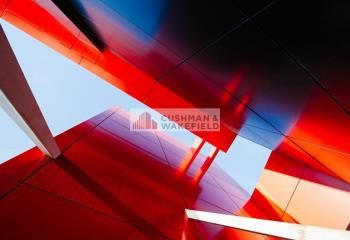 Vente bureaux Nîmes, proche autoroute et transports en commun