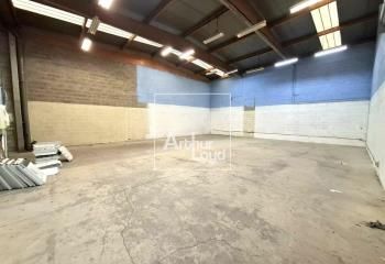 Local d'activité à louer Émerainville - Proximité RN 104 et A4